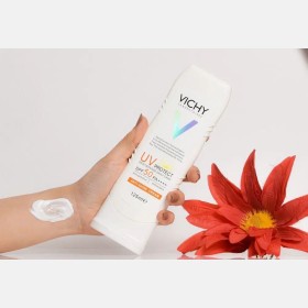 🌼 واقي شمس VICHY